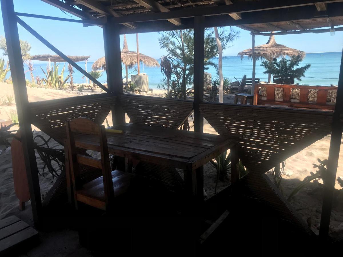 Mada Surf Ranch Hotel Anakao Exterior photo